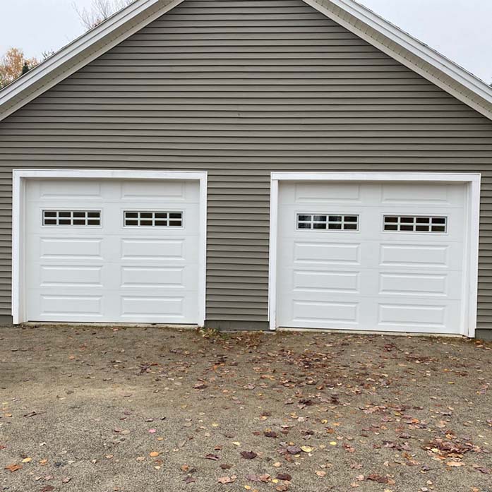 Customizable Residential and Commercial Steel Garage Doors in China