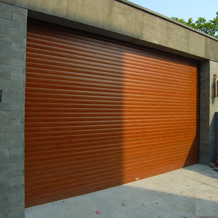 Auminum roller garage door